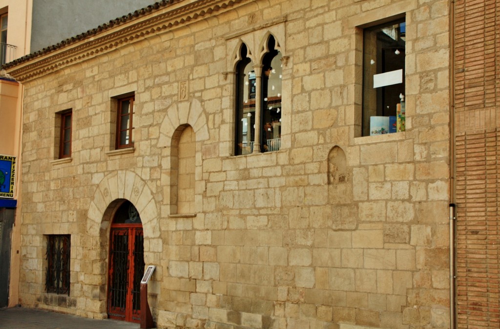 Foto: Antiguo hospital - L´Espluga de Francolí (Tarragona), España