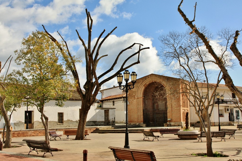 Foto: Vista del pueblo - Talamanca de Jarama (Madrid), España