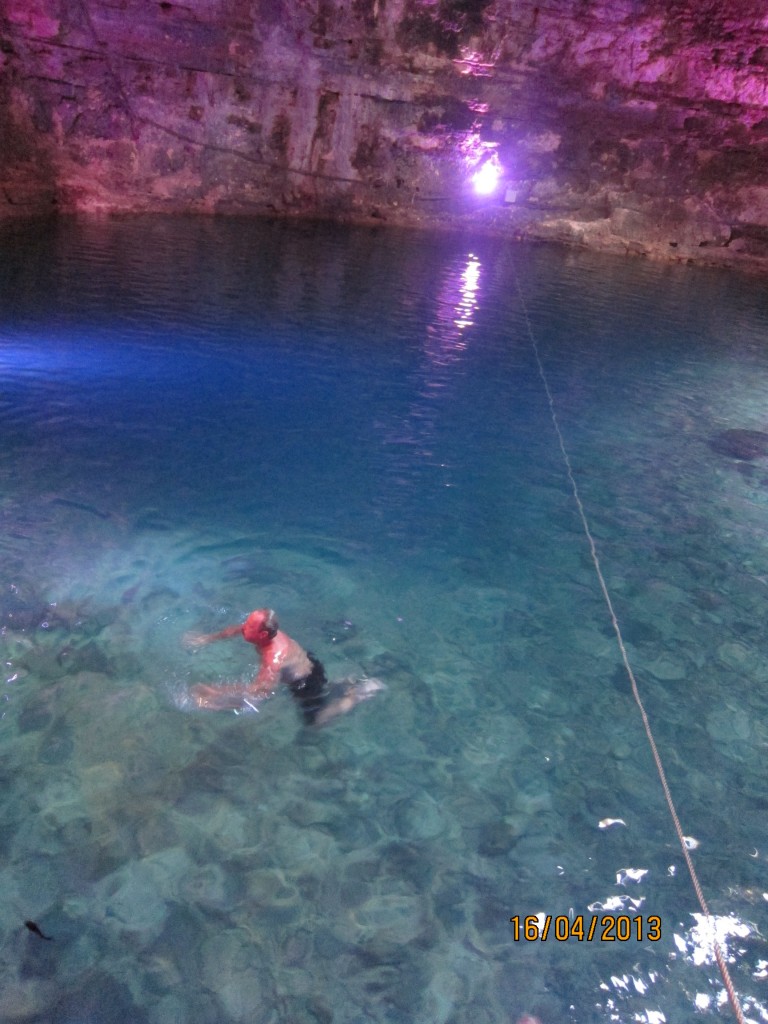 Foto: Cenote - Chichén Itzá (Yucatán), México