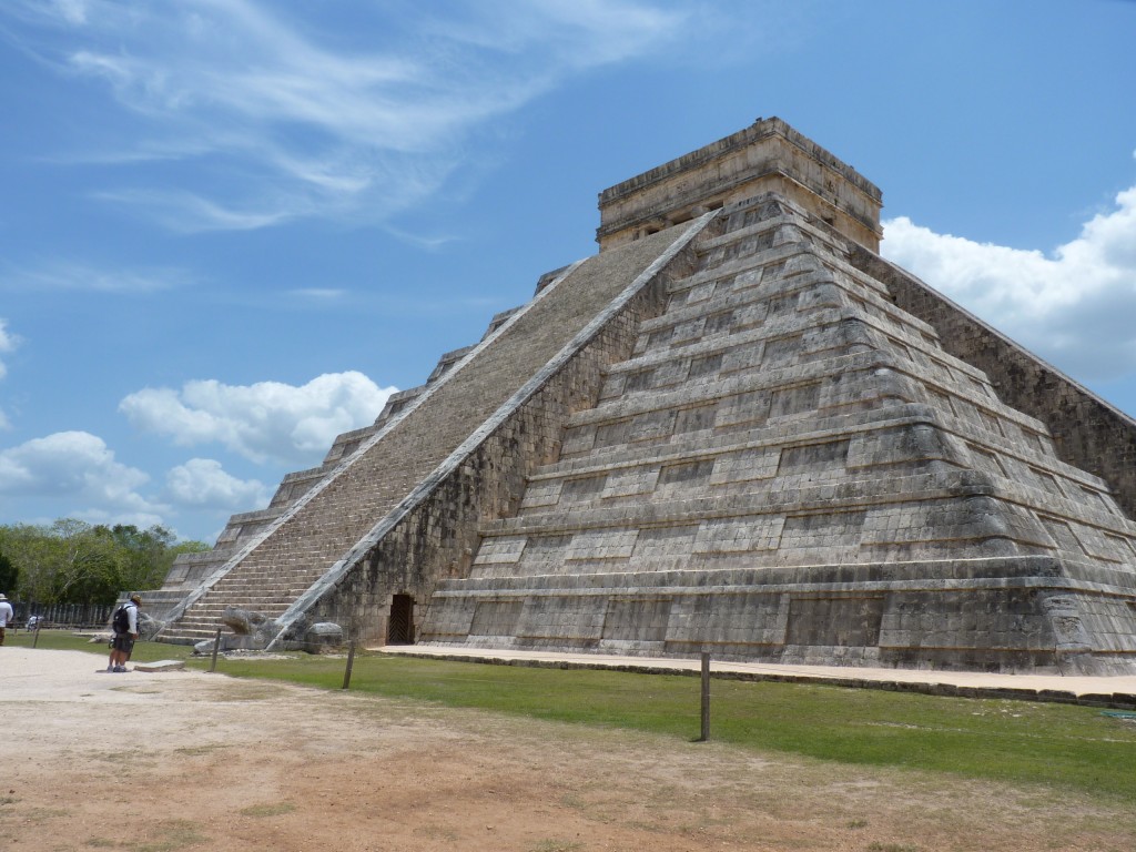 Foto: Templo de kukulcán o El Castillo - Chichén Itzá (Yucatán), México