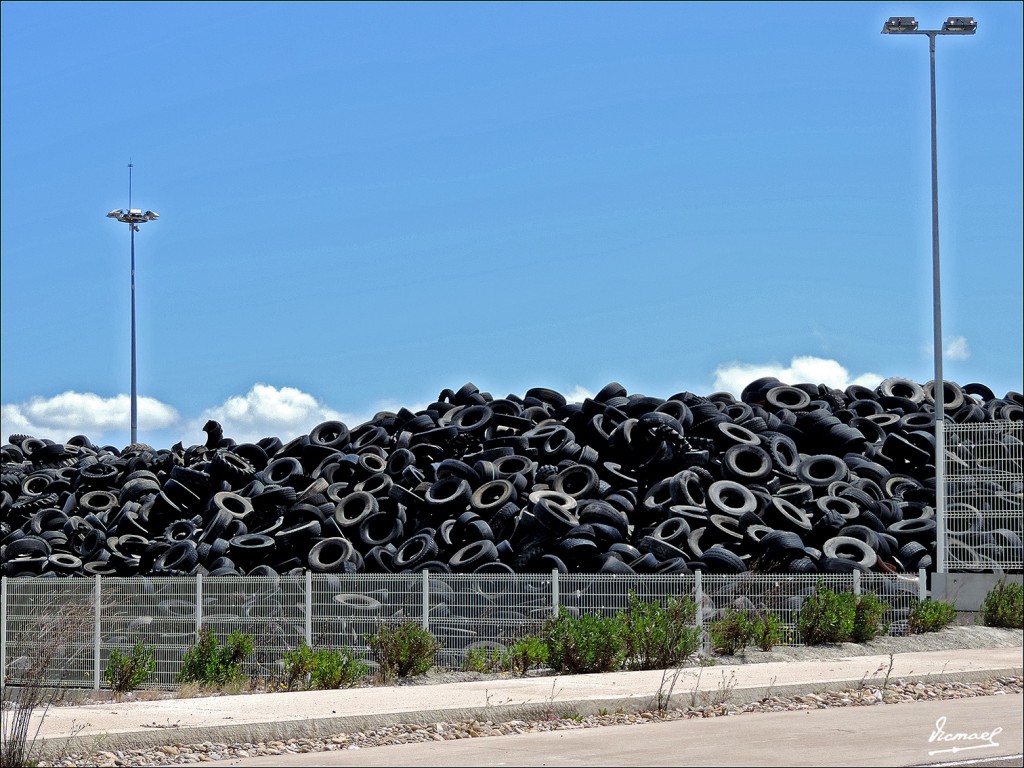 Foto: 130523-08 PTR ESCULTURAS - Zaragoza (Aragón), España