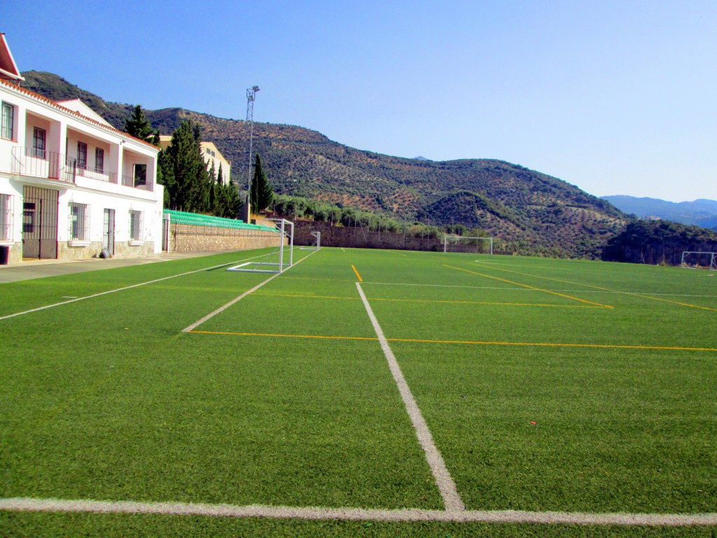 Foto: Campo de deportes - Zahara de la Sierra (Cádiz), España