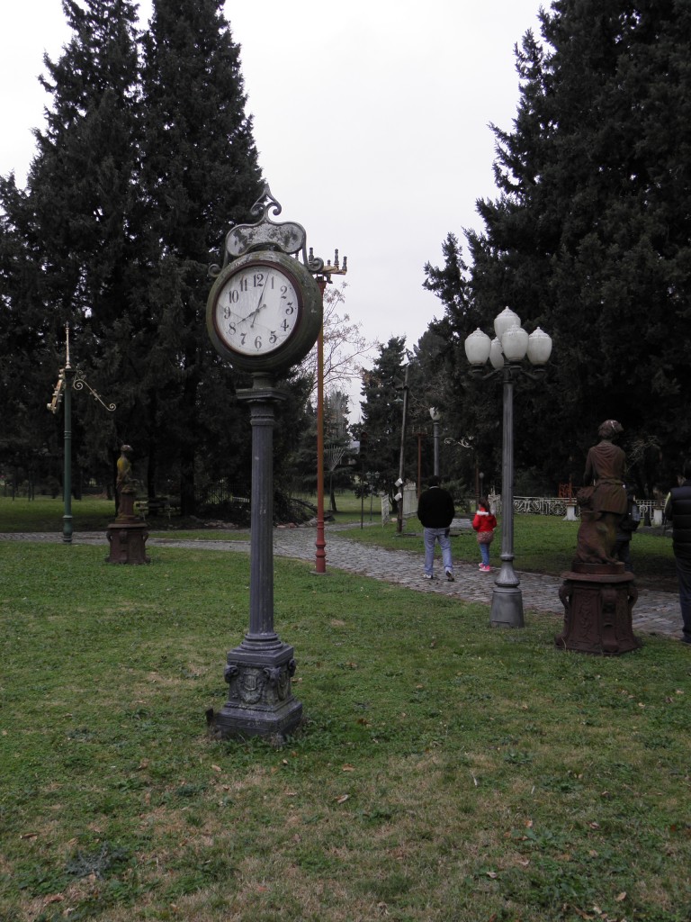 Foto: Campanópolis - González Catán (Buenos Aires), Argentina