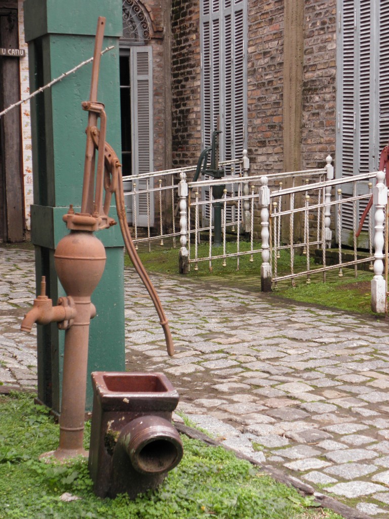 Foto: Campanópolis - González Catán (Buenos Aires), Argentina