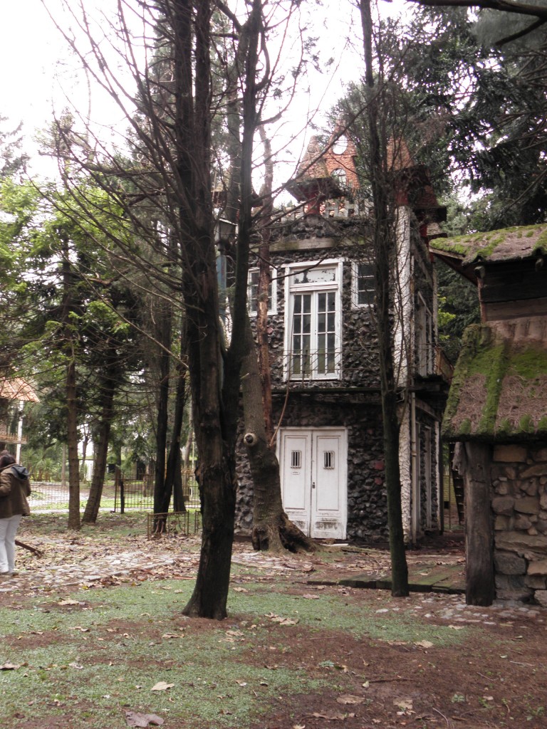 Foto: Campanópolis - González Catán (Buenos Aires), Argentina