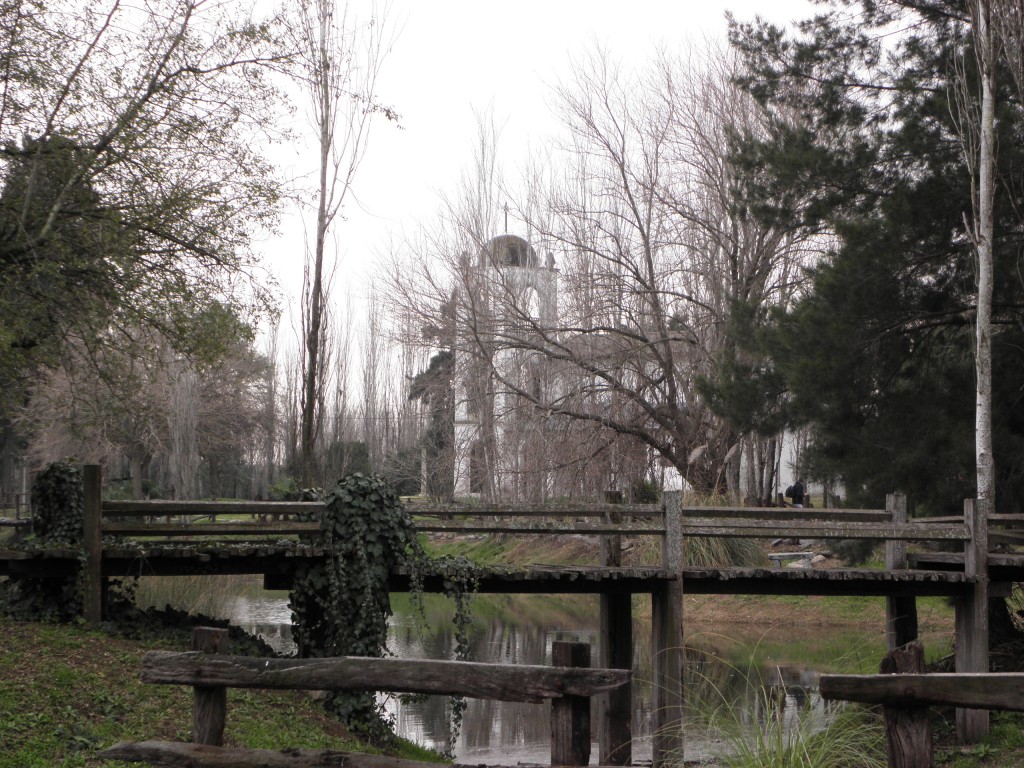 Foto: Campanópolis - González Catán (Buenos Aires), Argentina