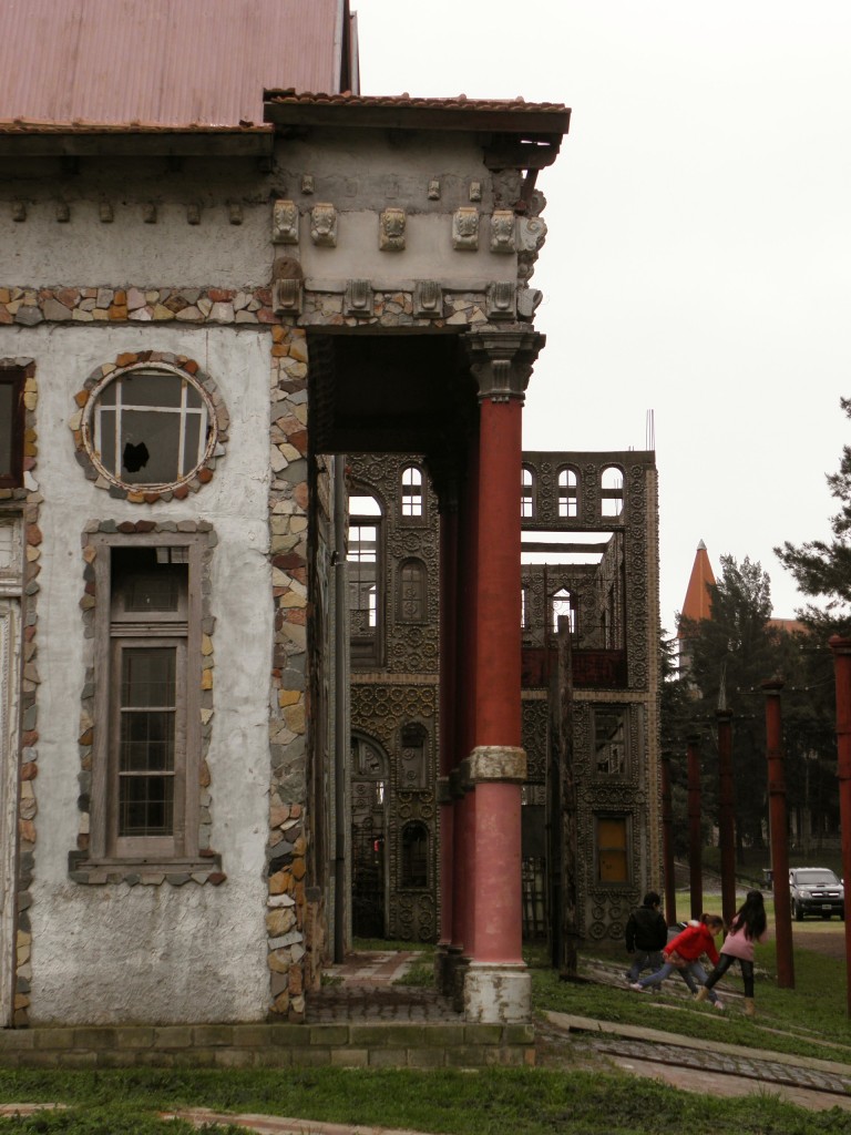 Foto: Campanópolis - González Catán (Buenos Aires), Argentina