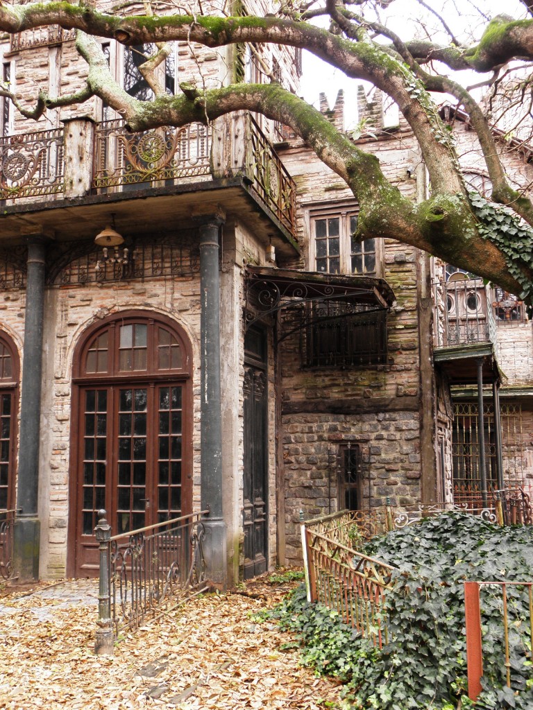 Foto: Campanópolis - González Catán (Buenos Aires), Argentina