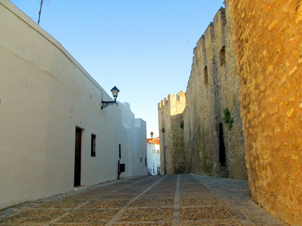 Foto: Muralla fortificación del Castillo - Vegér de la Frontera (Cádiz), España