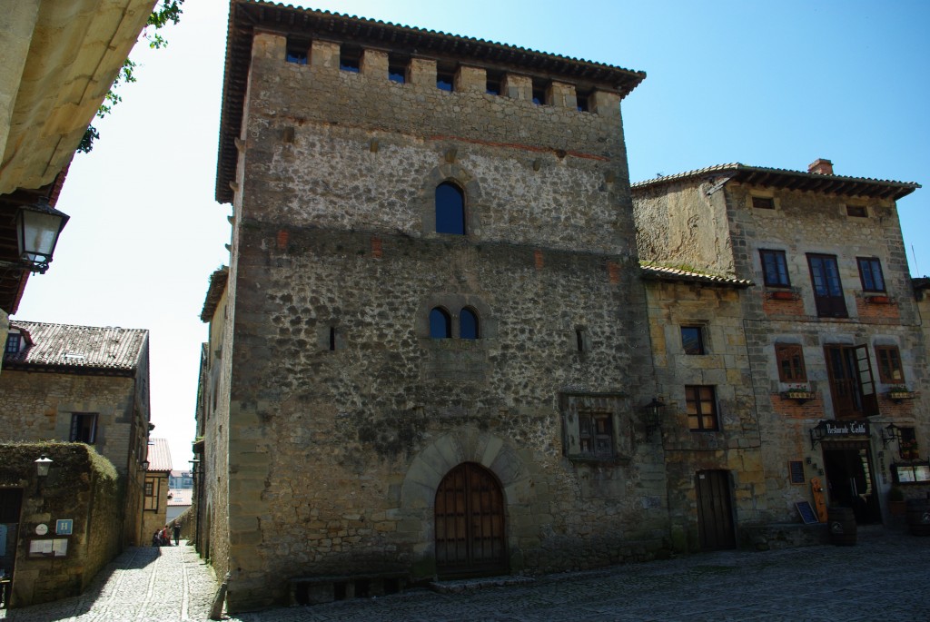 Foto de Santillana del Mar (Cantabria), España