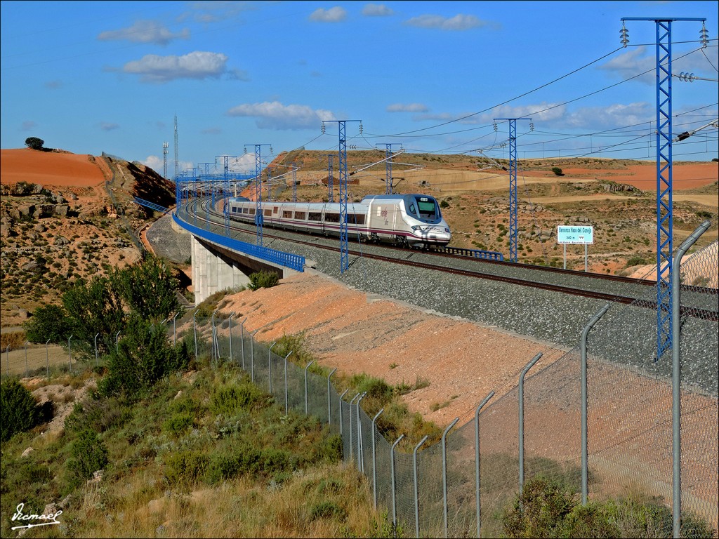 Foto: 130808-05 ALCONCHEL, PTE - Alconchel De Ariza (Zaragoza), España