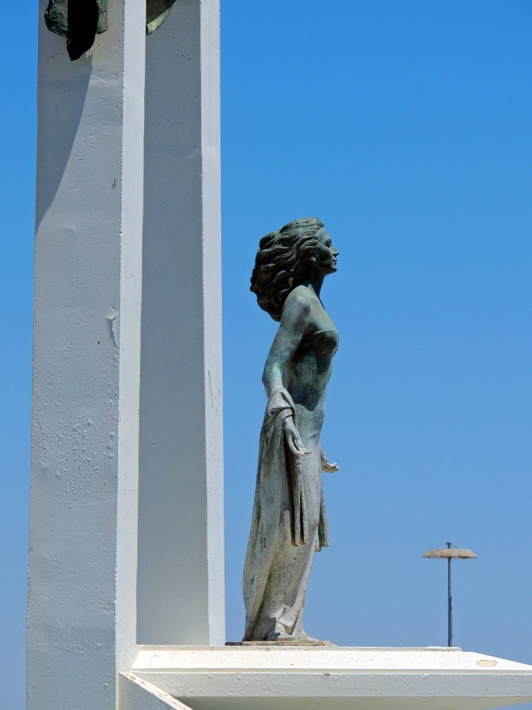 Foto: Monumento a Rocío Jurado - Chipiona (Cádiz), España