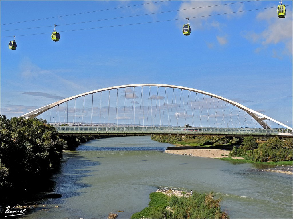 Foto: 130915-05 PABELLON PUENTE - Zaragoza (Aragón), España