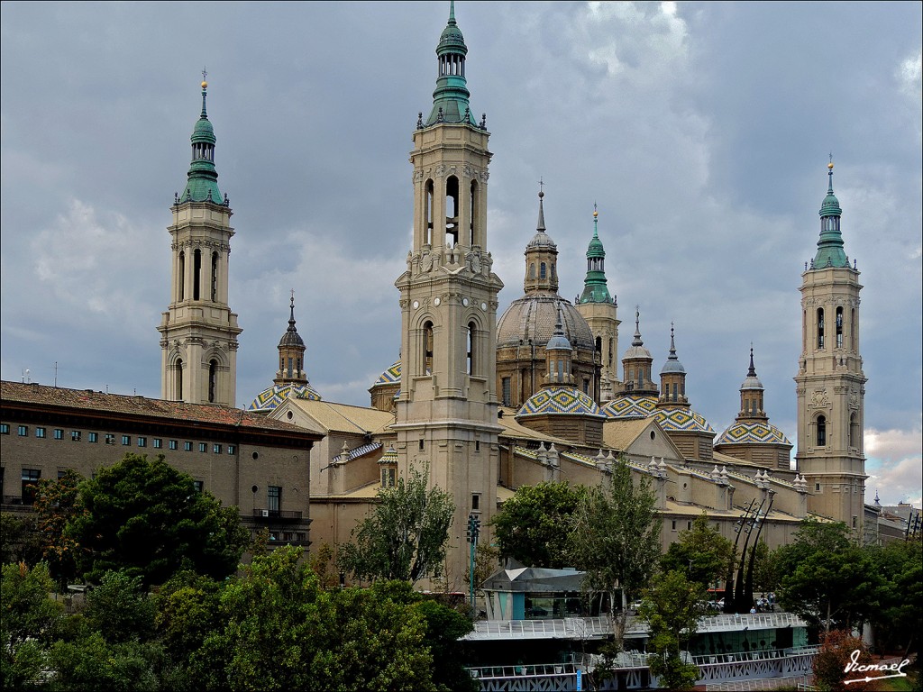 Foto: 130927-28 PASEO EXPOSICION - Zaragoza (Aragón), España