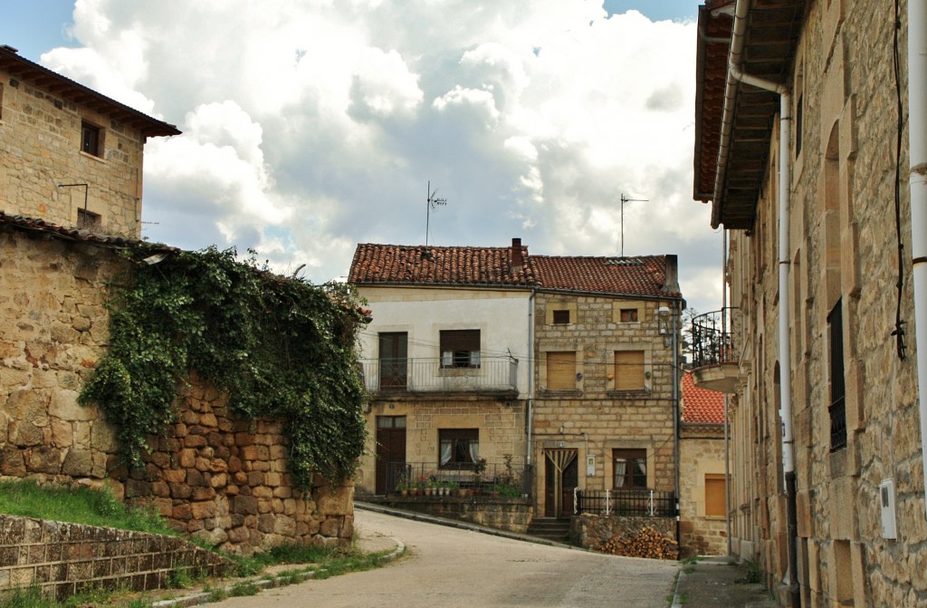 Foto: Centro histórico - Regumiel de la Sierra (Burgos), España