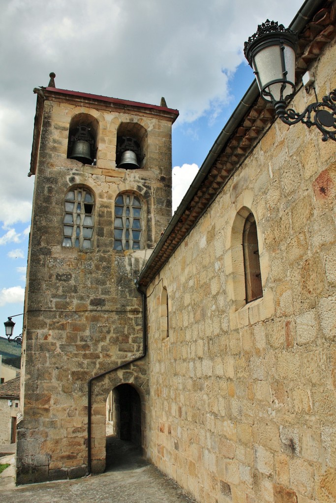 Foto: Centro histórico - Regumiel de la Sierra (Burgos), España