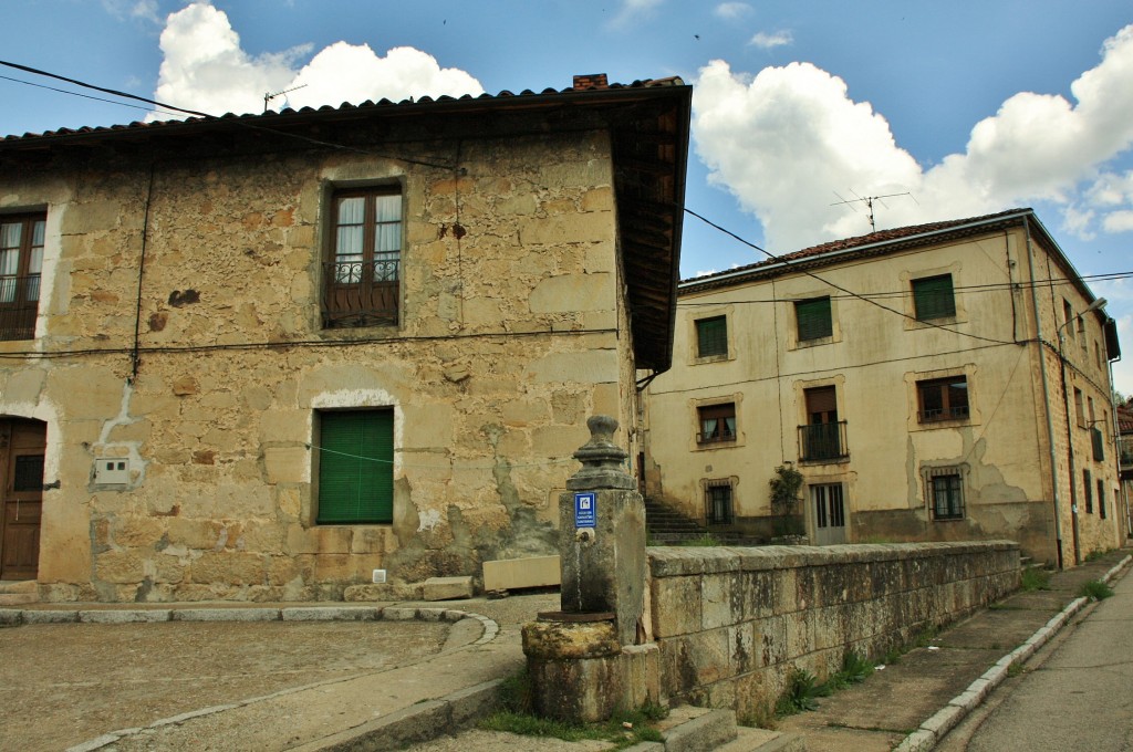 Foto: Centro histórico - Regumiel de la Sierra (Burgos), España