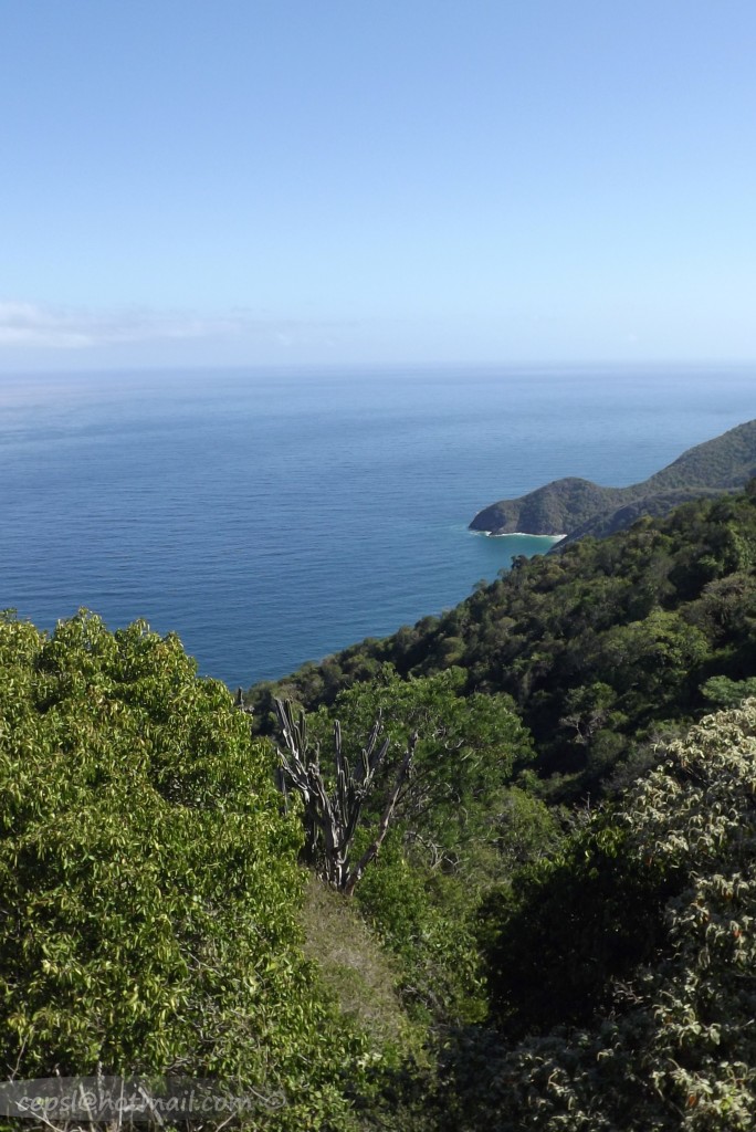 Foto: Montaña y mar - Cuyagua (Aragua), Venezuela