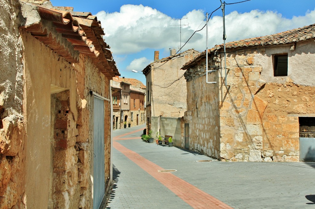 Foto: Vista del pueblo - Villahoz (Burgos), España