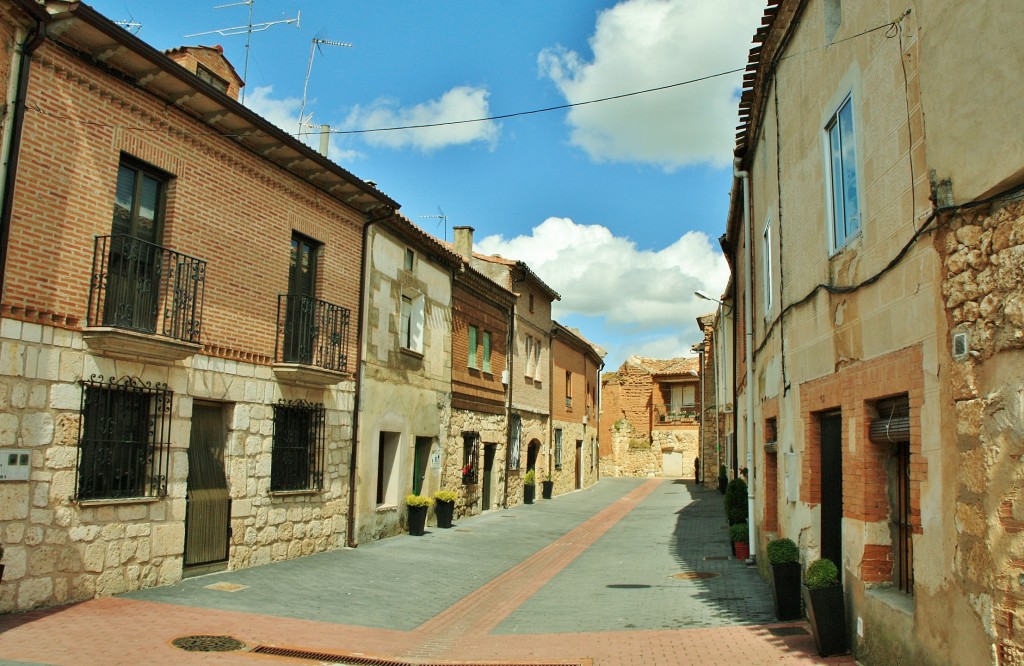 Foto: Vista del pueblo - Villahoz (Burgos), España