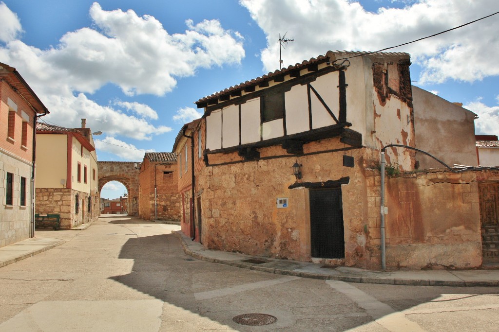 Foto: Vista del pueblo - Villahoz (Burgos), España