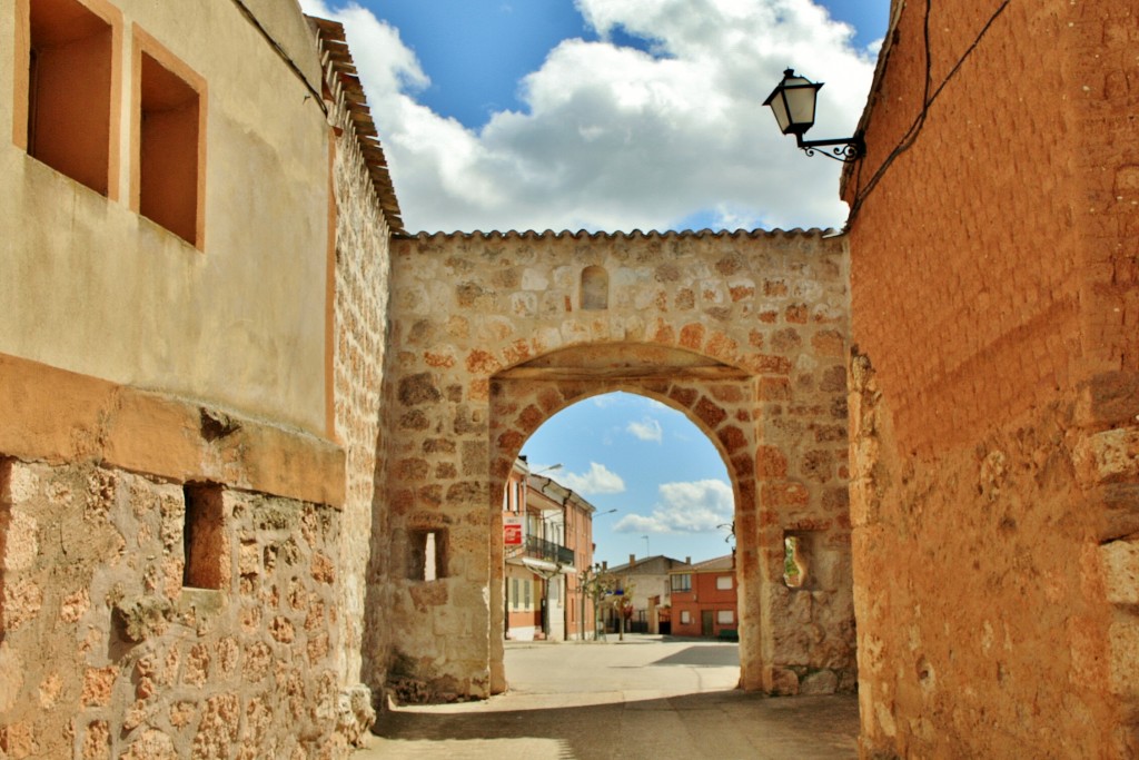 Foto: Vista del pueblo - Villahoz (Burgos), España