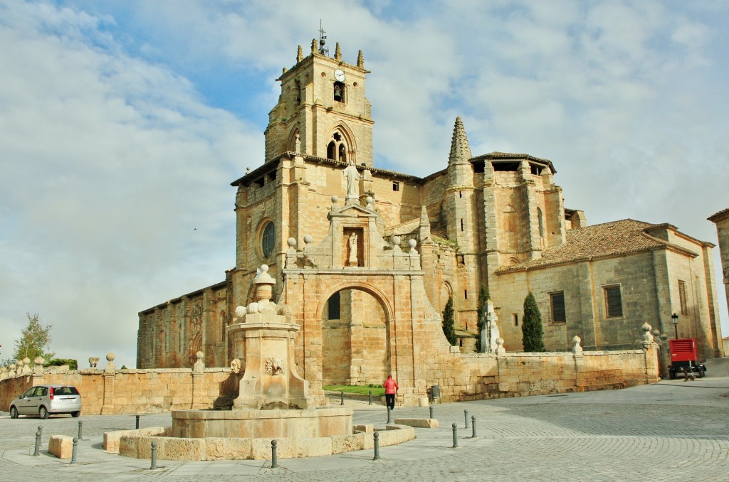 Foto: Santa María la Real - Sasamón (Burgos), España