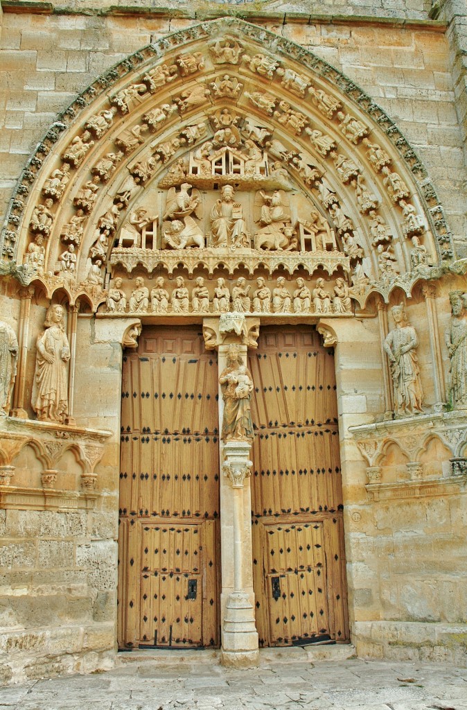 Foto: Santa María la Real - Sasamón (Burgos), España