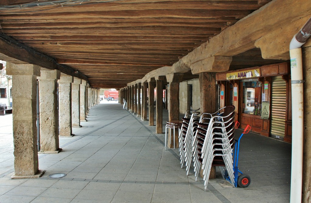 Foto: Plaza Mayor - Villadiego (Burgos), España