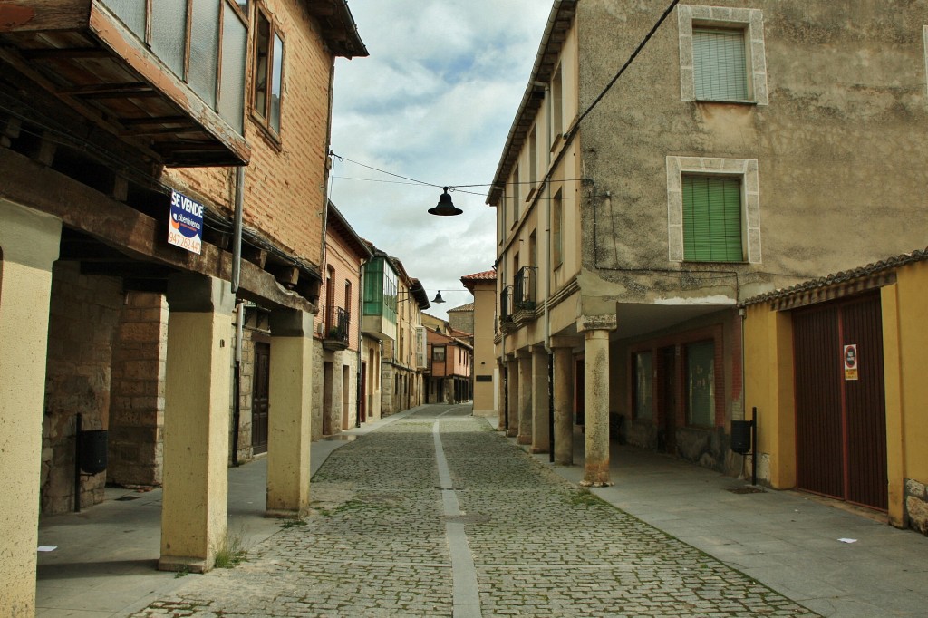 Foto: Vista del pueblo - Villadiego (Burgos), España