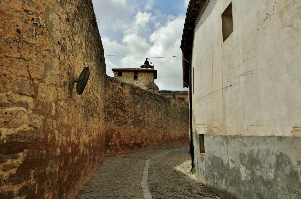 Foto: Vista del pueblo - Villadiego (Burgos), España