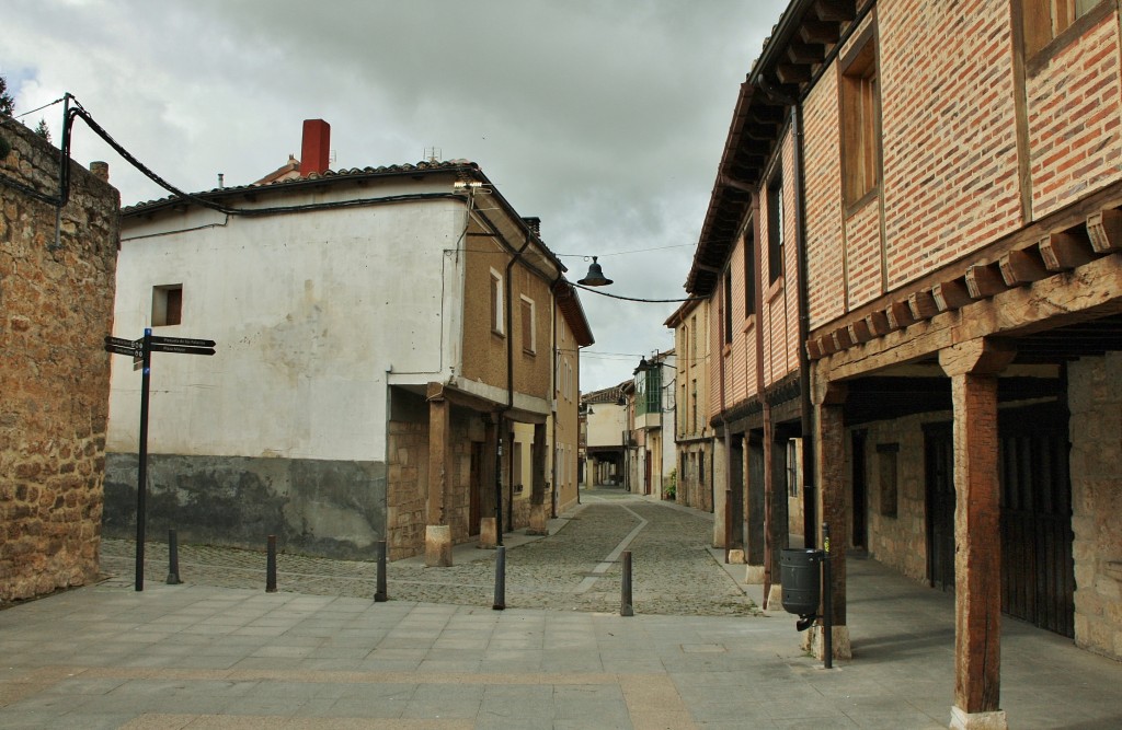 Foto: Vista del pueblo - Villadiego (Burgos), España