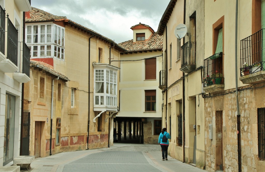 Foto: Vista del pueblo - Villadiego (Burgos), España