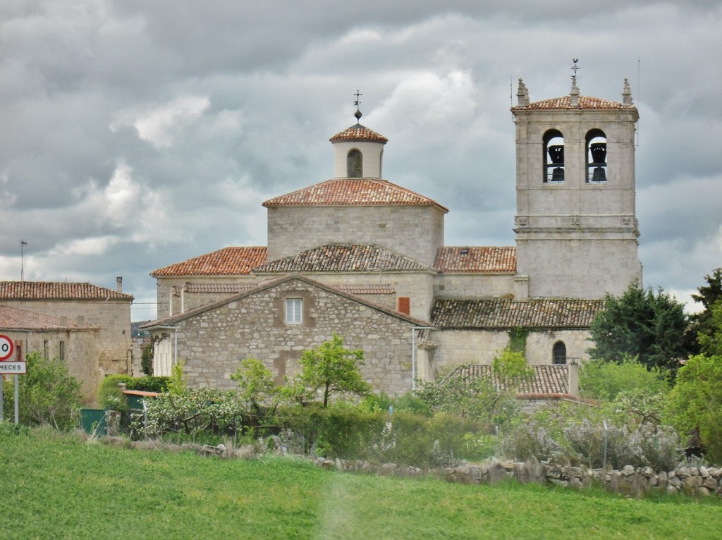 Foto: Vista del pueblo - Huermeces (Burgos), España