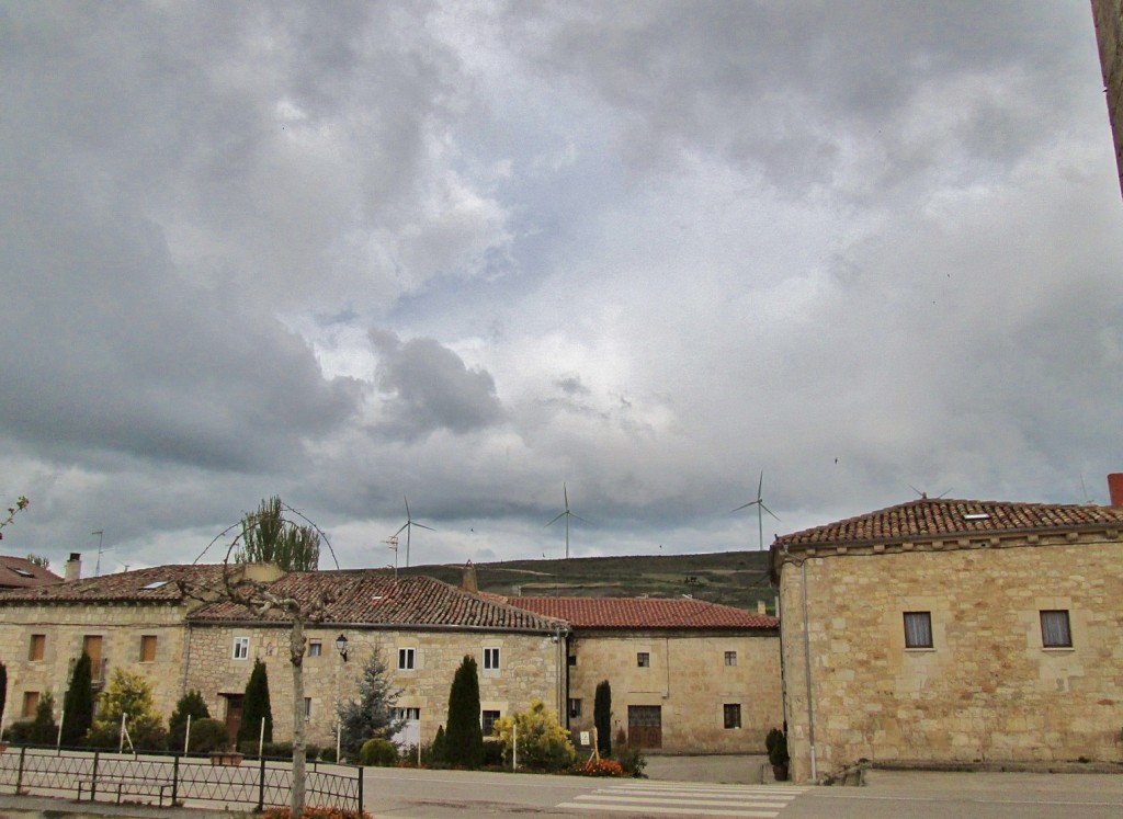 Foto: Vista del pueblo - Huermeces (Burgos), España