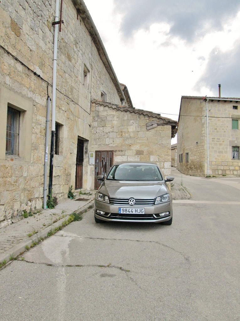 Foto: Vista del pueblo - Huermeces (Burgos), España