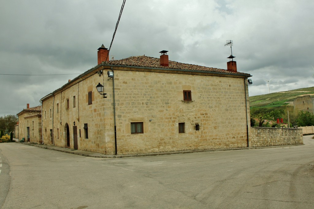 Foto: Vista del pueblo - Huermeces (Burgos), España