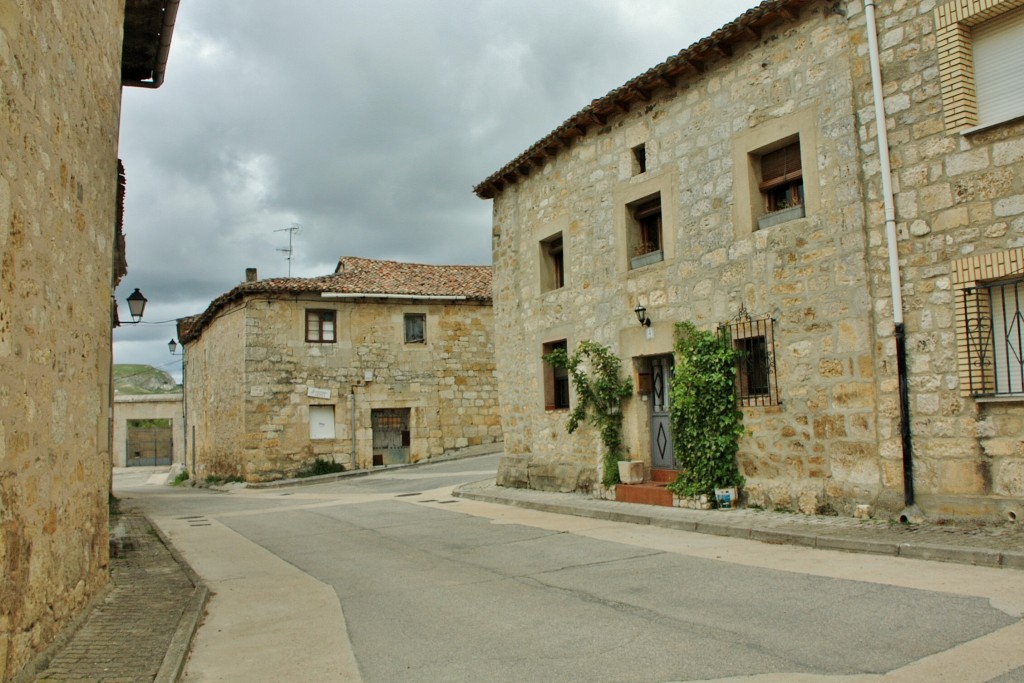 Foto: Vista del pueblo - Huermeces (Burgos), España