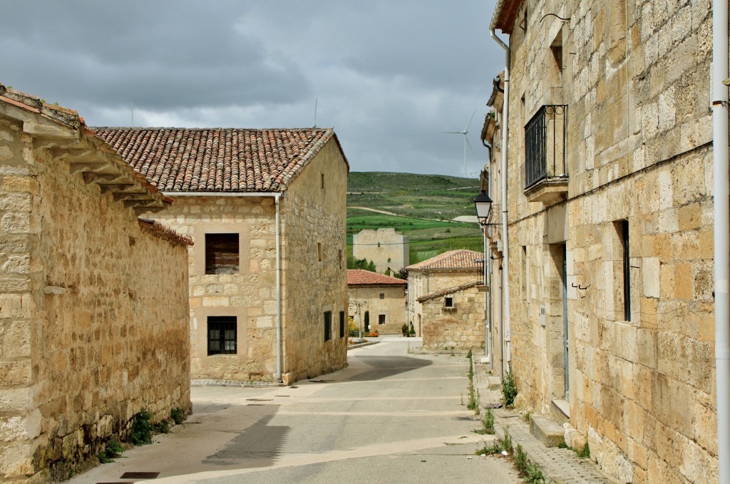 Foto: Vista del pueblo - Huermeces (Burgos), España