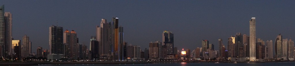 Foto: Bahía de Panamá. Noche - Ciudad de Panamá (Panamá), Panamá
