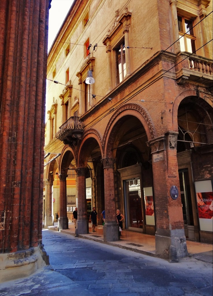 Foto: Via Castiglione - Bologna (Emilia-Romagna), Italia