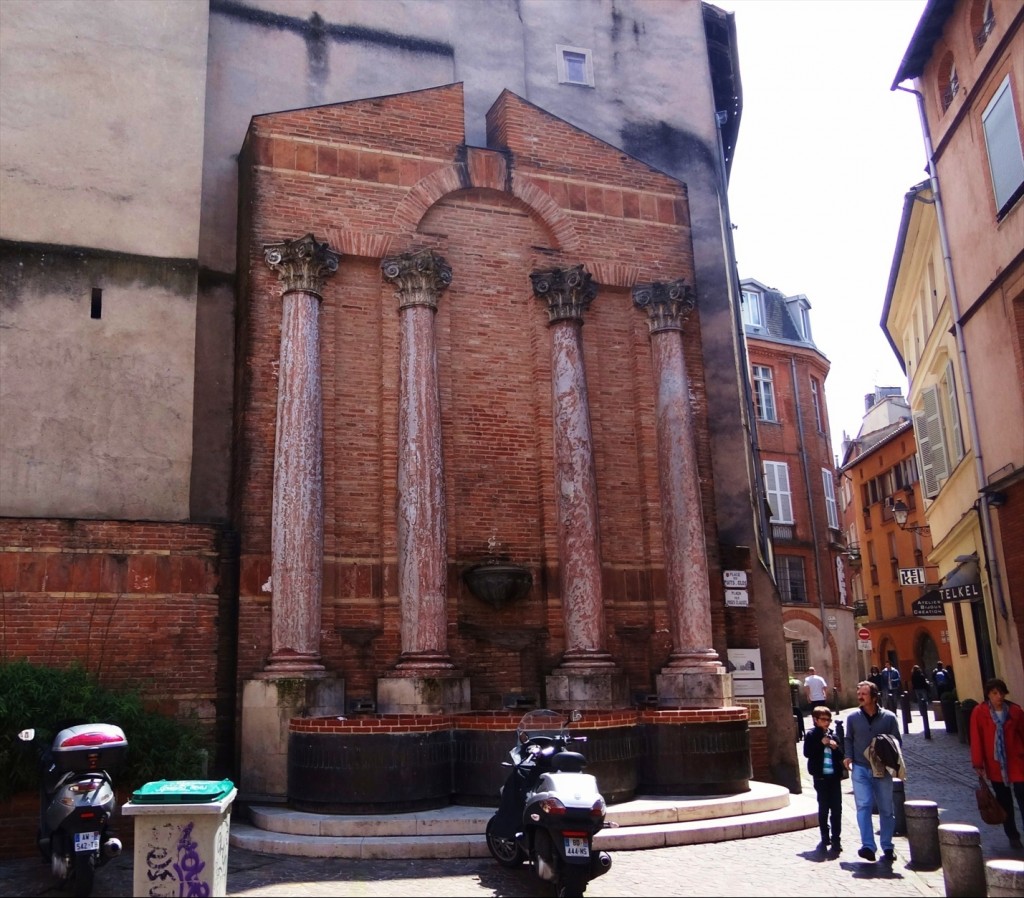 Foto: Place des Puits-Clos - Toulouse (Midi-Pyrénées), Francia