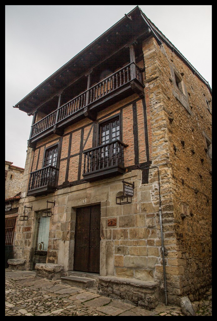 Foto de Santillana de Mar (Cantabria), España