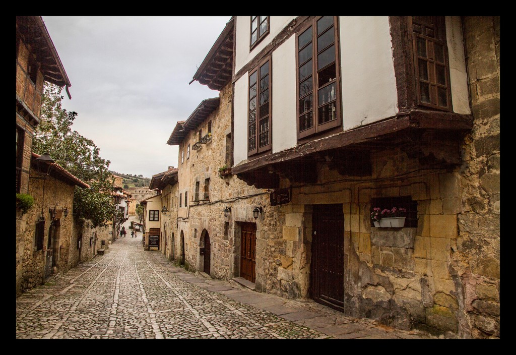 Foto de Santillana de Mar (Cantabria), España