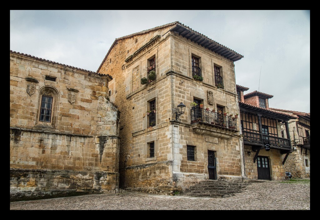 Foto de Santillana de Mar (Cantabria), España