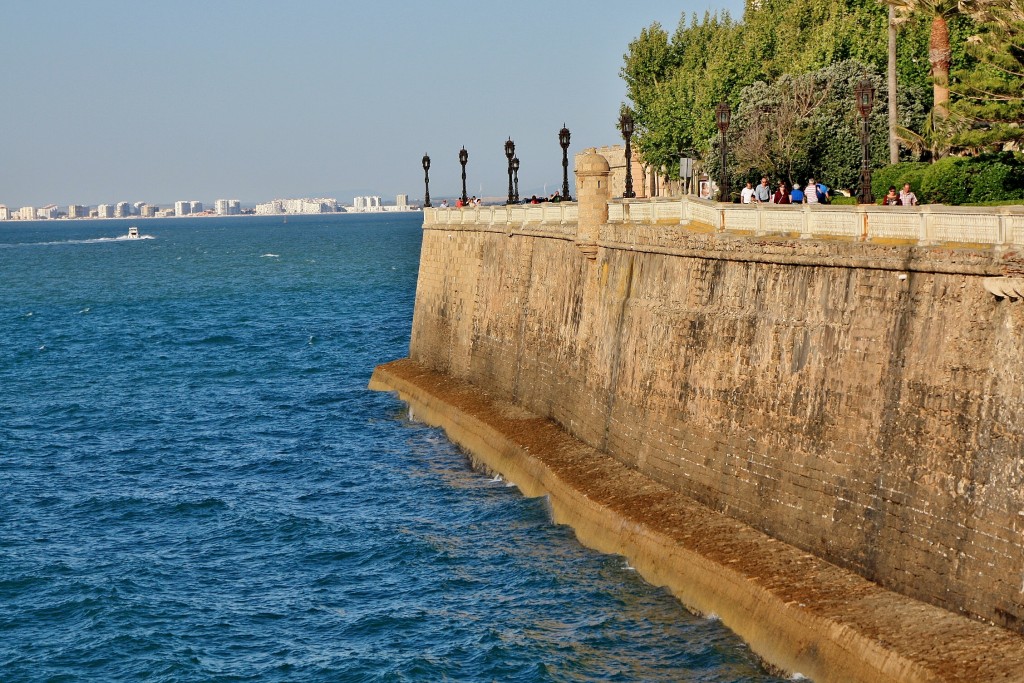 Foto: Muralla - Cádiz (Andalucía), España