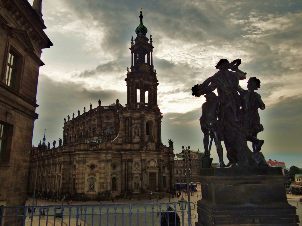 Foto: Schlossplatz - Dresde (Saxony), Alemania