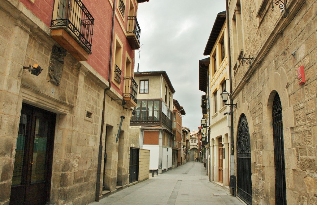 Foto: Plaza Mayor - Medina de Pomar (Burgos), España