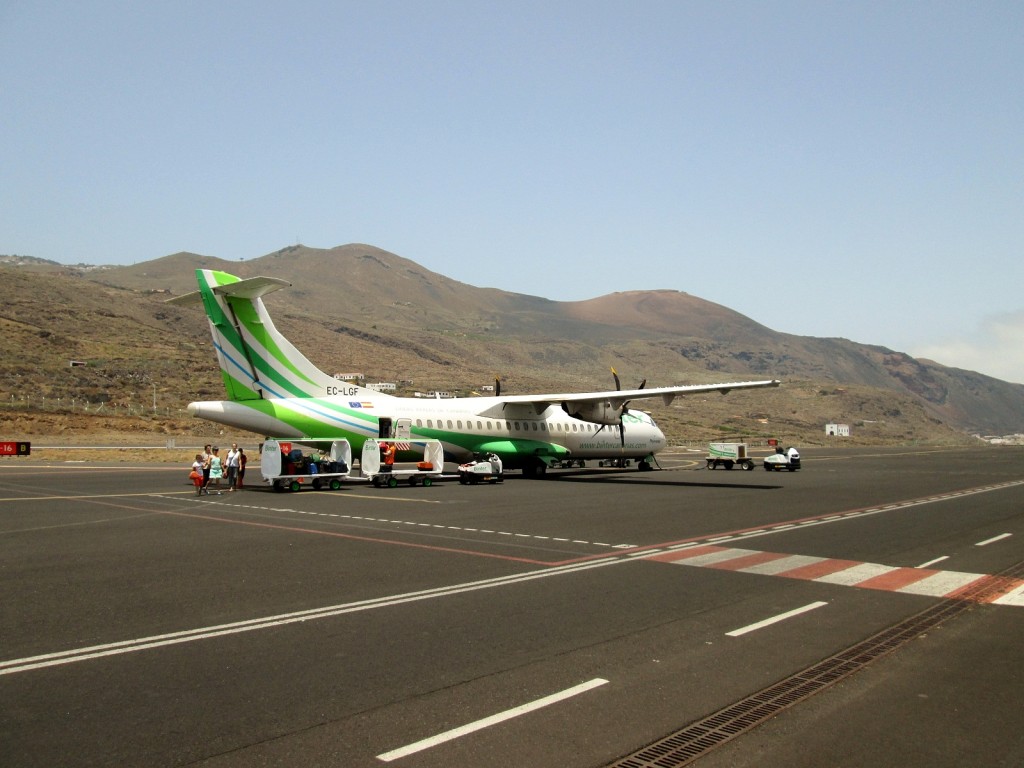 Foto: Aeropuerto - El Tamaduste (El Hierro) (Santa Cruz de Tenerife), España