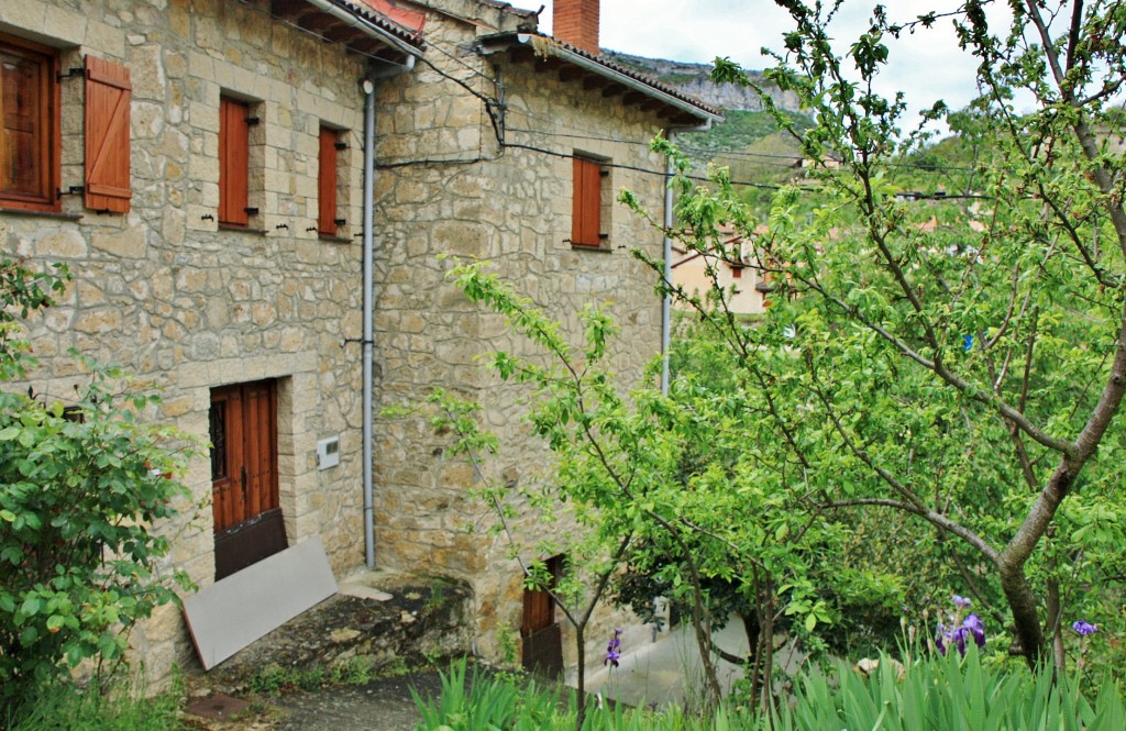 Foto: Vista del pueblo - Valdelateja (Burgos), España